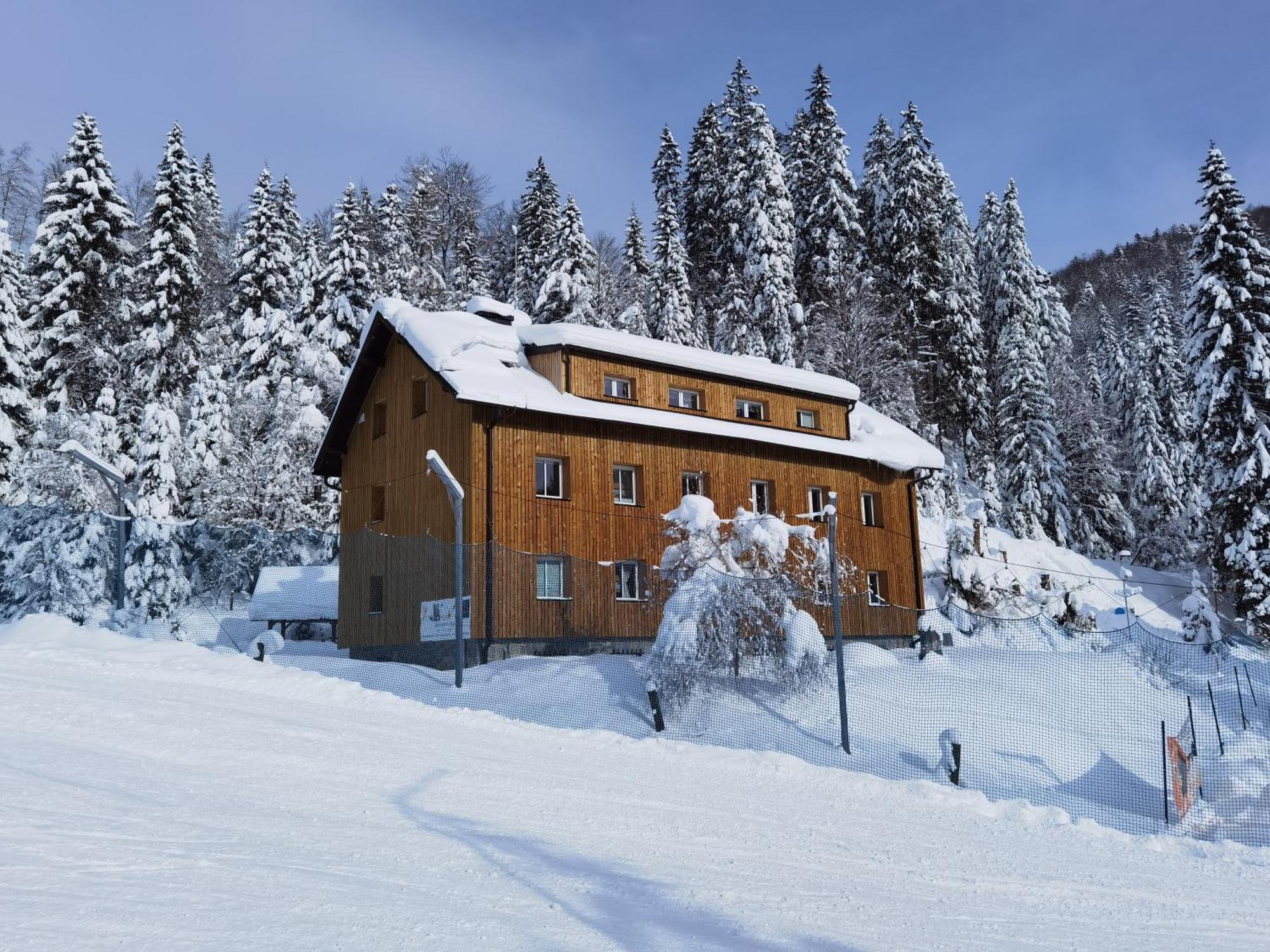 Apartments Rogla Jurgovo - Ski In Ski Out Lukanja Exteriér fotografie